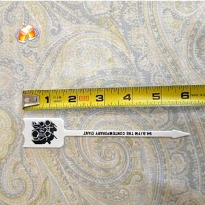 VINTAGE LOVE STEREO 94.9 DRINK PICK/SWIZZLE STICK THE CONTEMPORARY GIANT